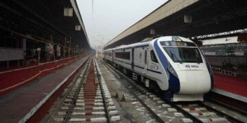 Despite An Increase In Passengers, Mumbai-Solapur Vande Bharat Makes Money; Know The Fare