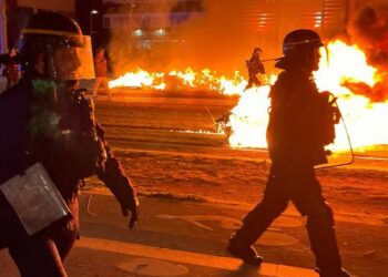 On A Third Night, Violence Breaks Out During French Pension Protests