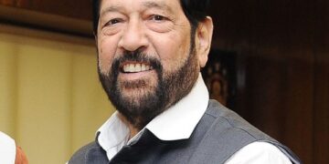 Veteran Maharashtra BJP Leader And MP From Pune Lok Sabha Seat Girish Bapat Passed Away At The Age Of 72