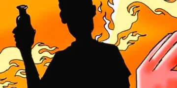 Mumbai: One Passenger Threw Acid On Another In A Local Train