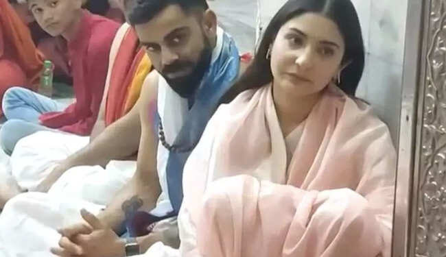 Virat Kohli And Anushka Sharma Pays A Visit To Mahakaleshwar Temple In Ujjain