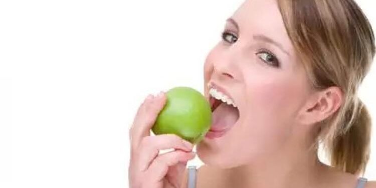 5 Foods For Good Teeth And Gums, From Fish To Fruits