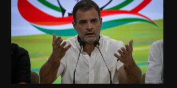 Gandhi Doesn’t Apologise To Anybody And I’m Not Savarkar: Rahul
