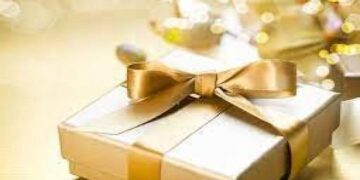 Choose One Of These Six Gifts To Surprise Your Friends Or Family On Their Wedding Day
