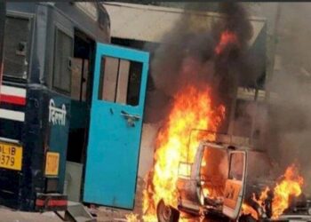 More Than 20 People Were Arrested In Mumbai For The Ram Navami Clashes, While A Fight Broke Out Between Two Groups In Lucknow