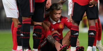 Lisandro Martinez Of Manchester United Has A Fractured Metatarsal And Is Out For The Remainder Of The Campaign