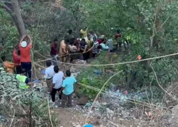 12 People Die In Maharashtra As A Bus Travelling From Pune To Mumbai Crashes Into A Gorge