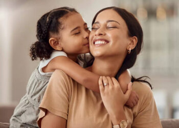 Mother’s Day 2023: Touching WhatsApp Greetings, Messages, Images, And Wishes To Share With Your Mom