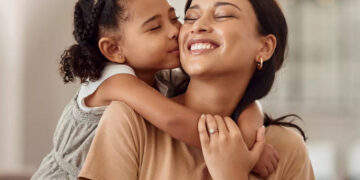 Mother’s Day 2023: Touching WhatsApp Greetings, Messages, Images, And Wishes To Share With Your Mom