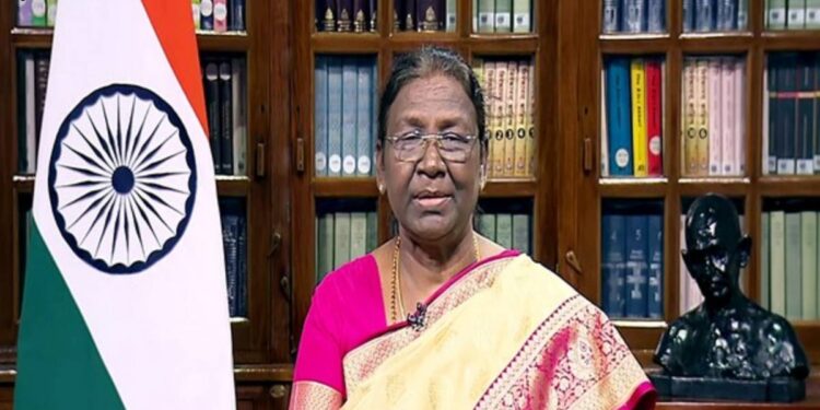 On Gujarat And Maharashtra Formation Day, President Murmu Welcomes The Public