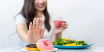 Sugar Craving? These 5 Foods May Help You Control Your Sugar Cravings