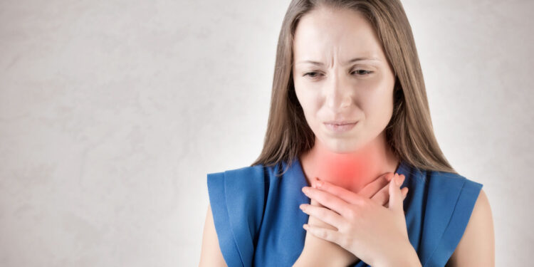 Throat Cancer Warning Signs For Esophageal Cancer That You Should Be Aware Of