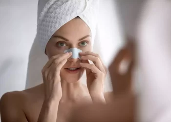 Take A Look At These 4 Simple Home Remedies To Get Rid Of Blackheads