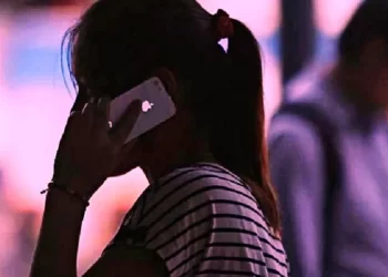 Made Video Of Young Man With Help Of Husband… Collected Lakhs Of Rupees By Honeytrap