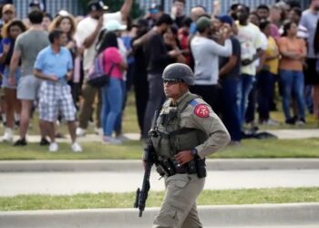8 killed in shooting at a Texas Shopping Mall