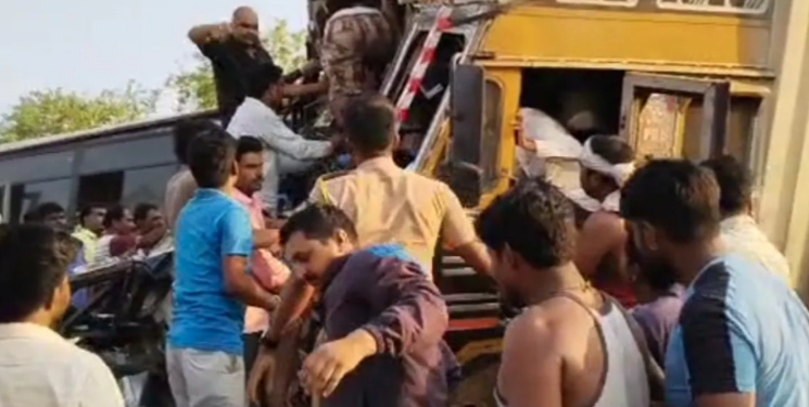 Tragic Collision On Nagpur-Pune Highway Claims Seven Lives, Leaves 13 Injured