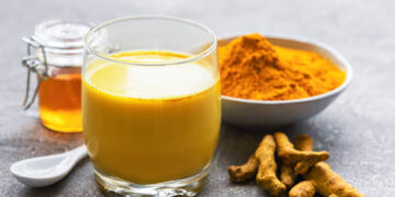 5 Health Advantages Of Turmeric Milk That You Must Include Into Your Daily Routine