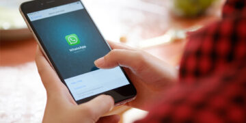 Man Loses Rs. 22 Lakh By Clicking On A WhatsApp Link: 5 Tips For Avoiding WhatsApp Scams
