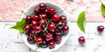 Say Goodbye To Arthritis Pain With These Fruits, From Apple To Cherries