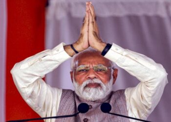On The Day Of Gujarat And Maharashtra’s Formation, PM Modi Welcomes The Public