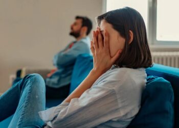 Relationship Advice: Why We Ignore Red Flags When We’re In Love? Know The Reasons