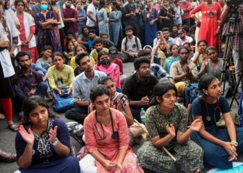 Murder Of A Female Doctor: Doctors Continue Their Strike To Protest Against Murder In Kollam, Kerala