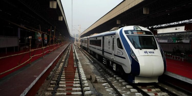 Vande Bharat Train Set To Run Between Mumbai To Goa, Know How Many Hours It Will Take To Complete Journey