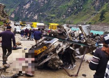 Jammu-Kashmir: Cruiser Vehicle Met With Horrific Road Accident In Kishtwar, 7 Died