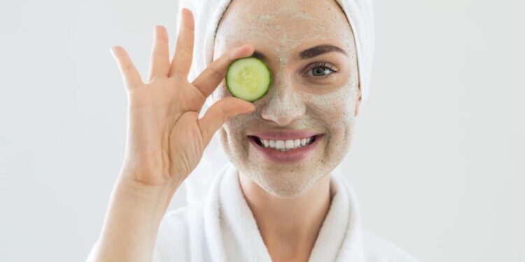 To Get A Cooling Effect This Summer, Apply These 3 Cooling Face Packs On Your Face