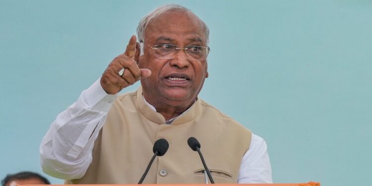 Mallikarjun Kharge Charges The Union Government With “Looting” People As They Approach Nine Years In Office