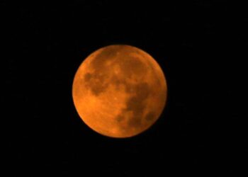 Chandra Grahan Times For The Lunar Eclipse In 2023 In Various Places In Country Including Mumbai And Other Cities