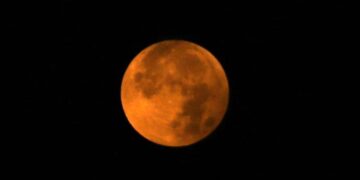 Chandra Grahan Times For The Lunar Eclipse In 2023 In Various Places In Country Including Mumbai And Other Cities