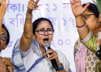 After The RBI Announces The Removal Of The Rs 2,000 Notes, Mamata Offers A Billion Dollar “dhoka” To The Nation Of India