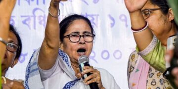 After The RBI Announces The Removal Of The Rs 2,000 Notes, Mamata Offers A Billion Dollar “dhoka” To The Nation Of India