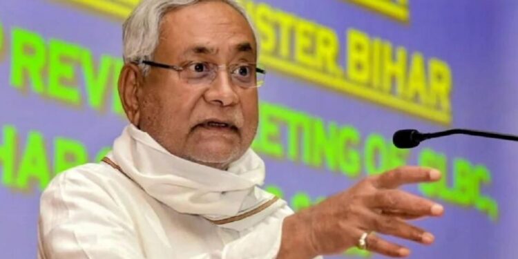 ‘Desh Mange Nitish’ Posters Put Up In Mumbai To Welcome Bihar CM, Nitish Kumar Reached Mumbai To Meet Sharad-Uddhav