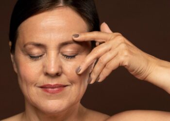 Eight Factors That Might Cause Wrinkles To Appear Earlier Than Expected