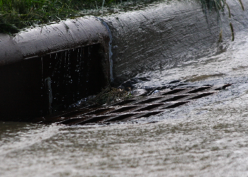 After Rain Causes Waterlogging On Many Roads In Gurugram, A Union Minister Inspects The Drainage Facilities