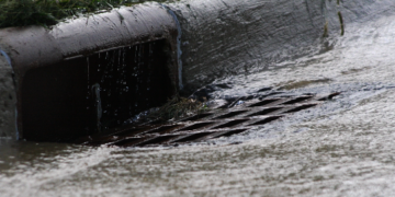 After Rain Causes Waterlogging On Many Roads In Gurugram, A Union Minister Inspects The Drainage Facilities