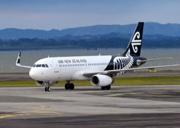 This Airline Is Checking The Weight Of The Passengers Before Boarding The Flight, Benefiting The Pilots