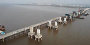 The Country’s Largest Bridge Built On The Sea, A New Technology-ready Security Wall Will Protect Vehicles From Falling