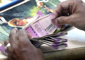 Withdrawal Of Rs 2000 Notes To Impact Your Bank FD Rates, These Banks Reduced Rates