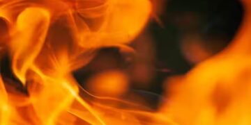 Nagpur: Massive Fire Broke Out After Tyre Of Truck Bursted At Petrol Pump, A Big Accident Averted
