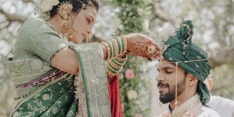 Sports: Ruturaj Gaikwad Got Clean Bowled In Indian Women Cricketer’s Love, Know Who Is His Wife