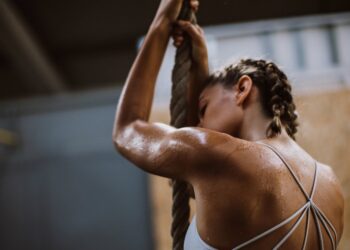 If You Are Troubled Due To Excessive Sweating, Then These Tips Can Be Very Useful For You