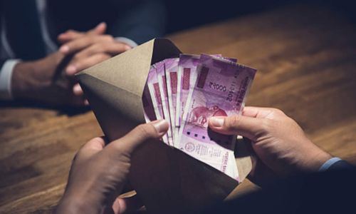 Bribery Of Government Officials Does Not Stop; Assistant Sub-Inspector Of Police In Yevla In ACB’s Net