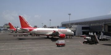 Air India Aircraft Going To America Reached A Deserted Area Of Russia, Passengers Forced To Sleep On The Ground, Biden Government On Alert