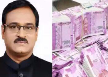 High-Ranking IAS Officer Arrested In Pune; Seized Cash Worth Crores Leaves Officials Exhausted!