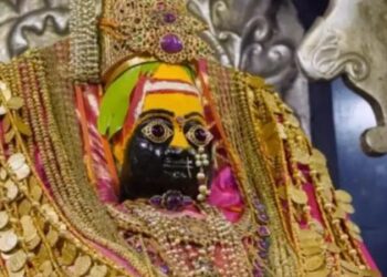 Tulja Bhavani: 207 Kg Gold, 354 Diamonds At The Feet Of Tulja Bhavani; Resists Melting Jewelry