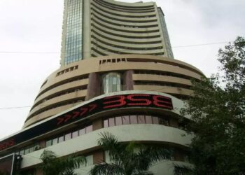 Share Market: Sensex And Nifty Open On Red Mark; Sensex Slips 131 Points, Nifty Below 18750