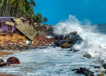 Biparjoy Cyclone To Hit Gujarat Today, Check The Weather Condition Of Delhi-NCR; IMD Issued A Warning